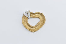 Load image into Gallery viewer, 18K Pave Diamond Heart Wire Striped Fashion Love Pendant Yellow Gold