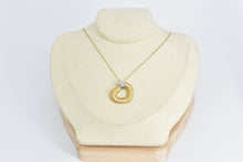 Load image into Gallery viewer, 18K Pave Diamond Heart Wire Striped Fashion Love Pendant Yellow Gold