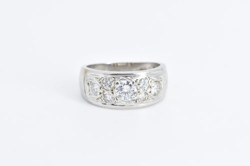 14K 0.85 Ctw Pave Diamond Encrusted Band Ring White Gold