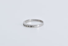 Load image into Gallery viewer, 18K Classic Diamond Vintage Wedding Band Ring White Gold