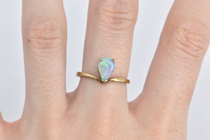 14K Pear Tear Drop Opal Vintage Fashion Ring Yellow Gold