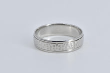 Load image into Gallery viewer, Platinum 5.9mm Hammered Novell Wedding Band Ring