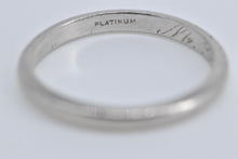 Load image into Gallery viewer, Platinum Art Deco 2.3mm Classic Wedding Band Ring