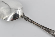 Load image into Gallery viewer, Sterling Silver Lookout Mountain Chattanooga Tennessee Souvenir Spoon