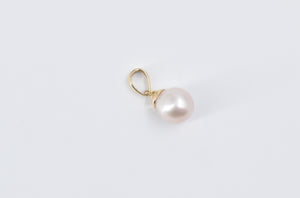 14K Pearl Vintage Classic Simple Fashion Pendant Yellow Gold
