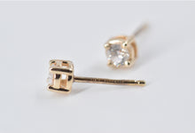 Load image into Gallery viewer, 14K 0.25 Ctw Natural Diamond Solitaire Stud Earrings Yellow Gold