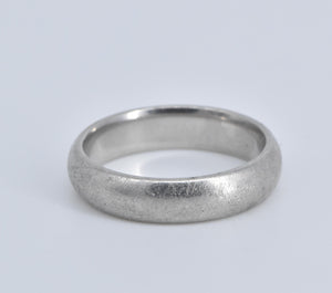 Platinum 5.0mm Rounded Classic Wedding Band Ring
