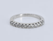 Load image into Gallery viewer, 14K 0.30 Ctw Diamond Classic Wedding Band Ring White Gold