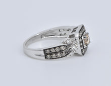Load image into Gallery viewer, 14K 0.90 Ctw LeVian Natural Diamond Engagement Ring White Gold