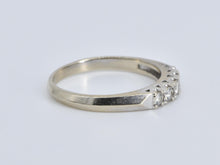 Load image into Gallery viewer, 14K 0.30 Ctw Classic Diamond Wedding Band Ring White Gold