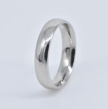Load image into Gallery viewer, Platinum 4.2mm Classic Comfort Fit Wedding Band Ring