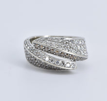 Load image into Gallery viewer, 18K 2.50 Ctw Brown &amp; White Natural Diamond Twist Ring White Gold