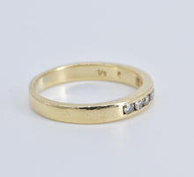 Load image into Gallery viewer, 14K 0.25 Ctw Diamond Classic Wedding Band Ring Yellow Gold