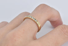 Load image into Gallery viewer, 14K 0.25 Ctw Diamond Classic Wedding Band Ring Yellow Gold