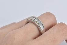 Load image into Gallery viewer, 10K 0.75 Ctw Two Tone Natural Diamond Wedding Ring White Gold