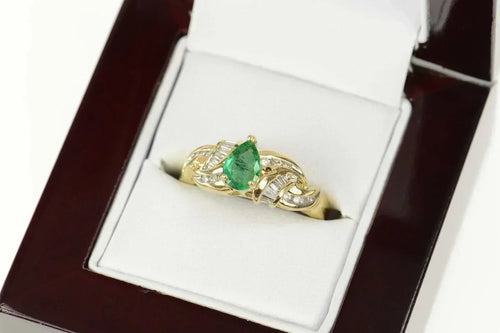 14K 0.91 Ctw Natural Emerald Diamond Engagement Ring Size 7.25 Yellow Gold