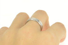 Load image into Gallery viewer, Platinum 5.0mm Grooved Simple Wedding Band Ring
