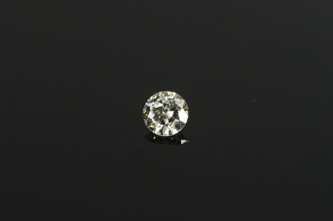 GIA 0.48 Ct Round Brilliant Cut M Color SI2 Clarity Diamond