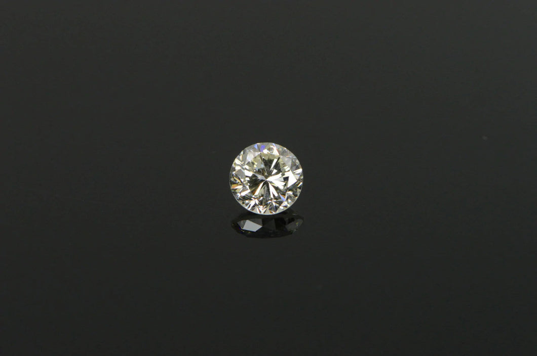 GIA 0.51 Ct Round Brilliant Cut J Color VS2 Clarity Diamond