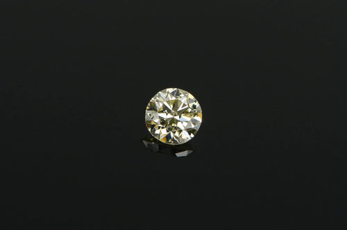 GIA 1.07 Ct Round Brilliant Cut Q-R Color, VS1 Clarity Diamond