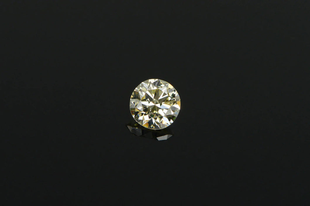 GIA 1.07 Ct Round Brilliant Cut Q-R Color, VS1 Clarity Diamond