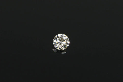 GIA 0.45 Ct Round Brilliant Cut G Color VS1 Clarity Diamond