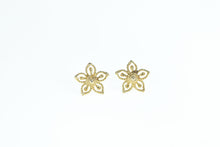 Load image into Gallery viewer, 14K Filigree Flower Vintage Fashion Stud Earrings Yellow Gold