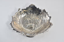 Load image into Gallery viewer, Sterling Silver International Sterling B127 Oak Leaf Bowl