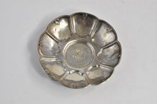 Load image into Gallery viewer, Sterling Silver M Ray Antique Scalloped Engraved Bowl