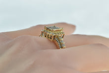 Load image into Gallery viewer, 10K 1.00 Ctw Invis. Princess Squared Cluster Ring Yellow Gold