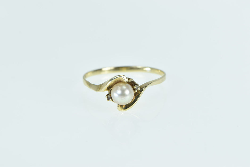 10K 5.7mm Pearl Diamond Bypass Vintage Ring Yellow Gold