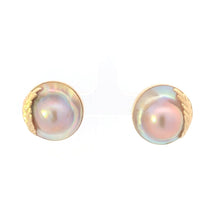 Load image into Gallery viewer, 14K Round Mabe Pearl Leaf Vintage French Clip Earrings Yellow Gold