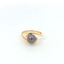 Load image into Gallery viewer, 18K Oval Black Grey Pearl Vintage Statement Ring Yellow Gold