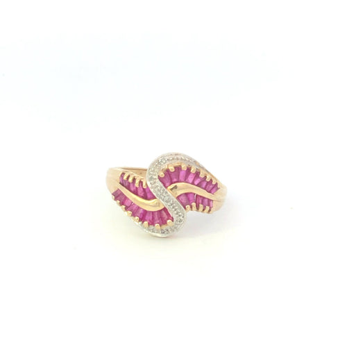10K Baguette Ruby Diamond Curvy Freeform Ring Yellow Gold