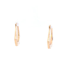 Load image into Gallery viewer, 14K 25.7mm Diamond Cut Pattern Squared Hoop Earrings Yellow Gold