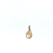 Load image into Gallery viewer, 10K Vintage Pearl CZ Classic Swirl Statement Pendant Yellow Gold