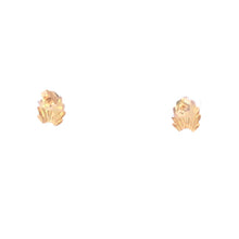 Load image into Gallery viewer, 14K Scalloped Vintage Grooved Stud Earrings Yellow Gold