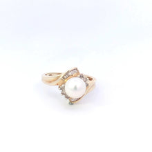 Load image into Gallery viewer, 10K Vintage 7.3mm Pearl Diamond Bypass Ring Yellow Gold