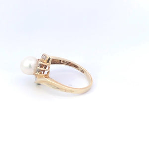 10K Vintage 7.3mm Pearl Diamond Bypass Ring Yellow Gold