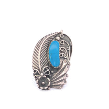 Load image into Gallery viewer, Sterling Silver Southwestern Feather Vine Turquoise Swirl Ring