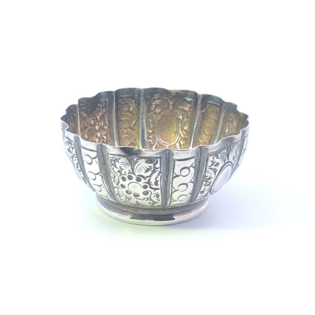 Sterling Silver 1891-92 Birmingham Scalloped Handwrought Bowl