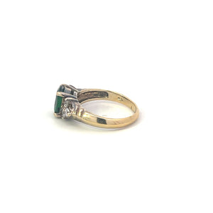 10K Oval Sim. Emerald CZ Accent Vintage Cocktail Ring Yellow Gold