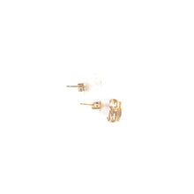 Load image into Gallery viewer, 14K Round Diamond Cut Circle Vintage Stud Earrings Yellow Gold