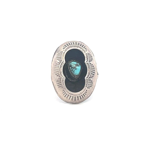 Sterling Silver Southwestern Turquoise Scalloped Oval Ring