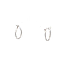 Load image into Gallery viewer, 10K 14.7mm Vintage Round Classic Hoop Earrings White Gold