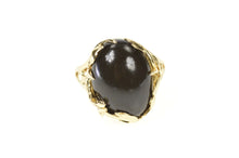Load image into Gallery viewer, 14K Round Black Wood Ornate Leaf Vine Motif Ring Size 7.25 Yellow Gold