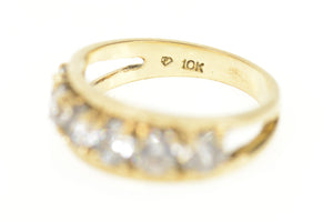 10K Classic Retro Cubic Zirconia Wedding Band Ring Size 5.75 Yellow Gold