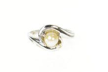 Load image into Gallery viewer, 10K Classic Pearl Wavy Freeform Statement Ring Size 7 White Gold