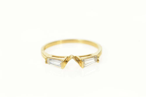 10K Baguette Cubic Zirconia Wedding Band Ring Size 6 Yellow Gold