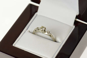 14K ¼ Ctw Three Diamond Promise Engagement Ring Size 6 White Gold